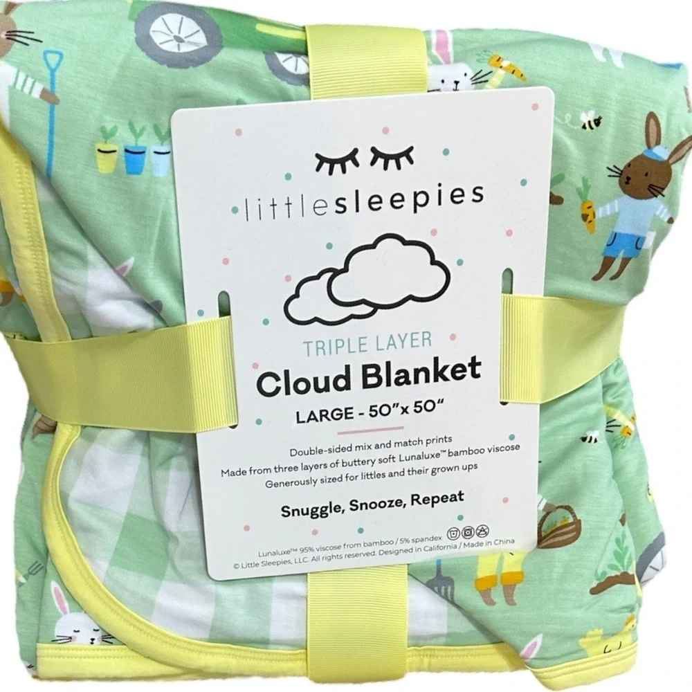 New Little Sleepies Easter Cloud Blanket RARE Bunny Carrot Garden Lg Reversible